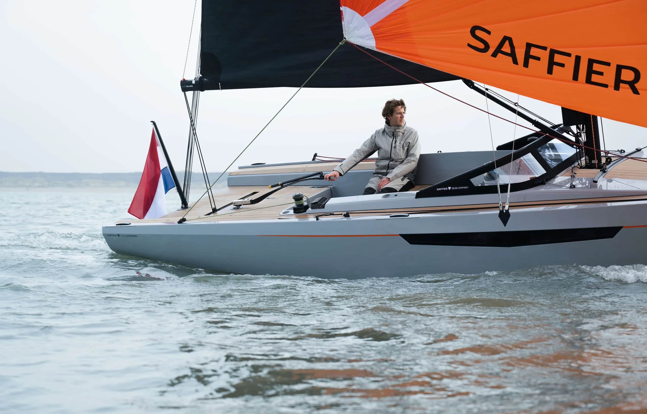 Nouveauté Saffier 28 Leopard, avec barre franche ou barre à roue