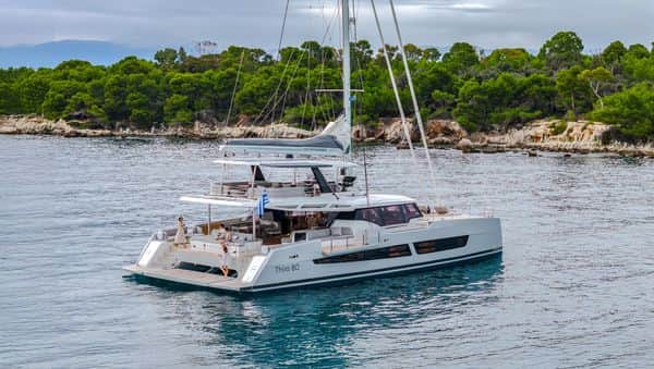 FOUNTAINE PAJOT THIRA 80